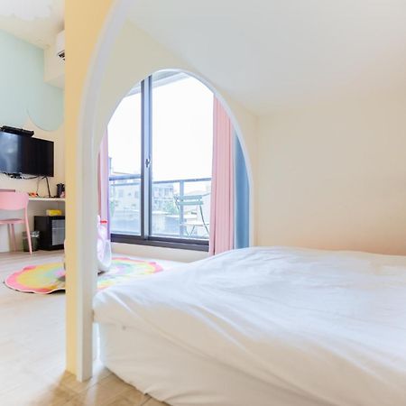 Sunlight Forest Homestay Tainan Exterior photo