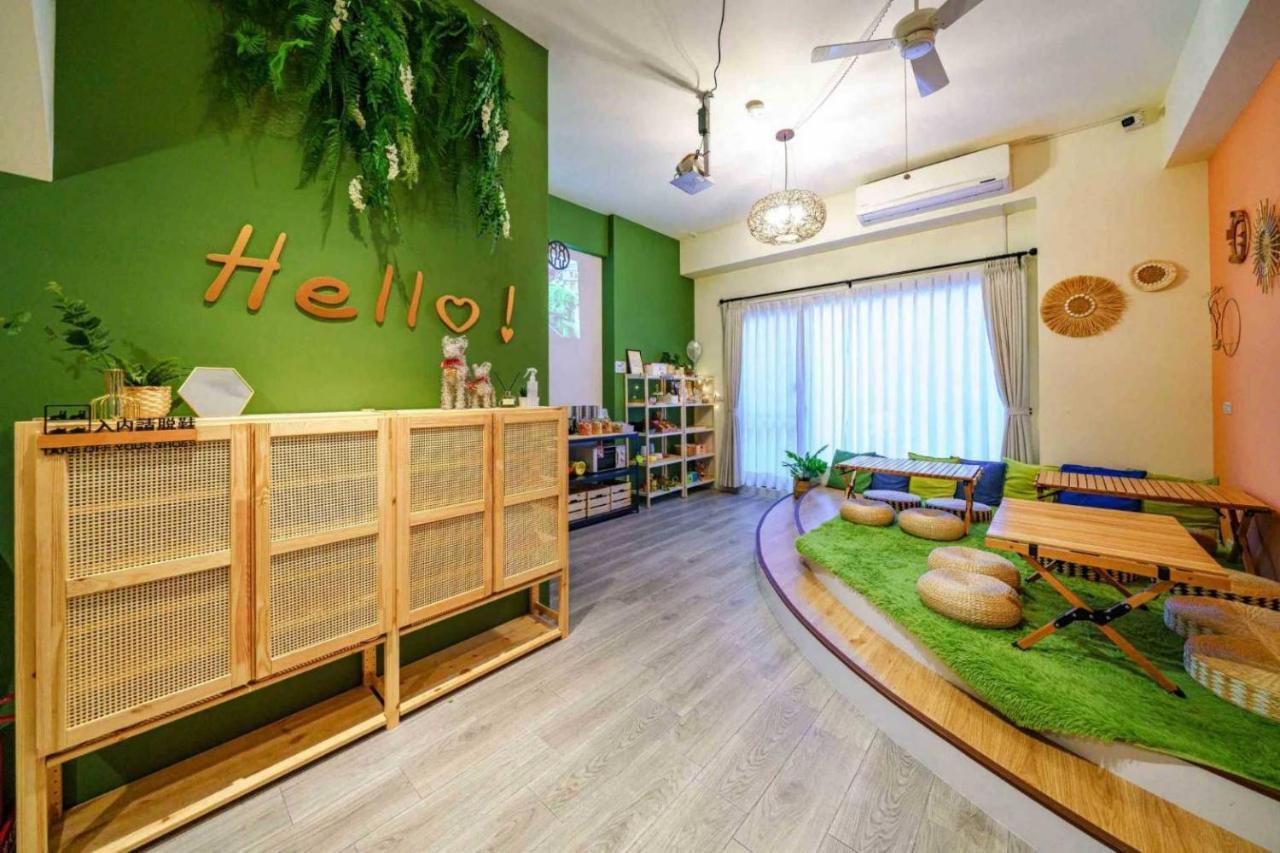 Sunlight Forest Homestay Tainan Exterior photo